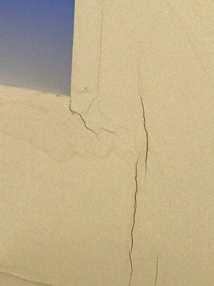 Slide of Top Notch Roofing Services