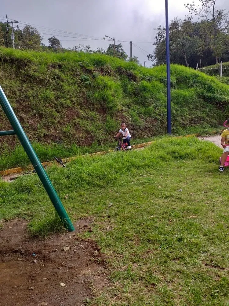 Slide of Top Notch Roofing Services