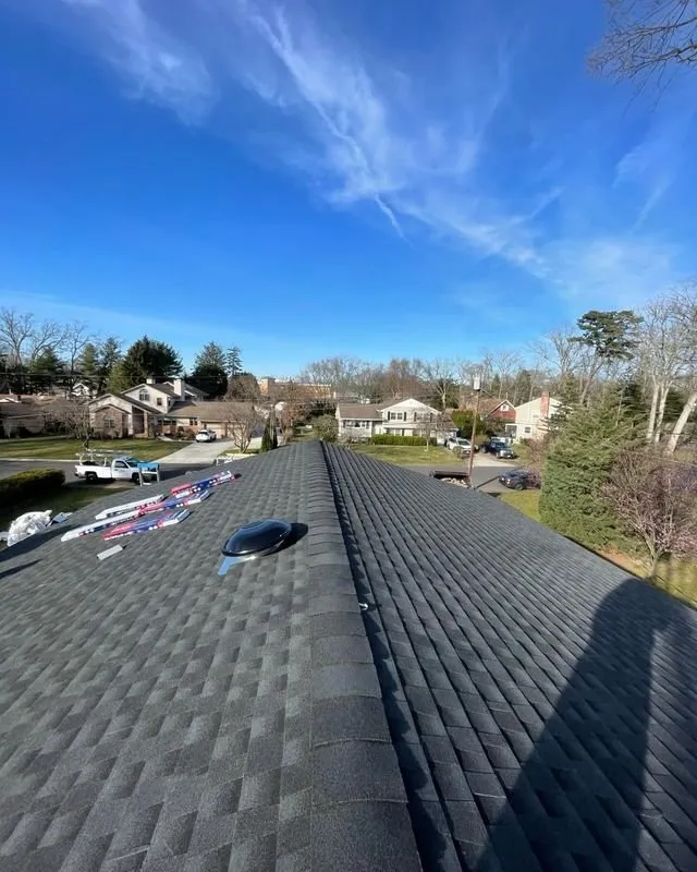 Slide of Top Notch Roofing Siding