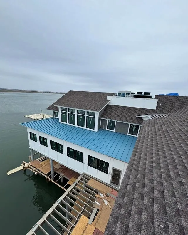 Slide of Top Notch Roofing Siding