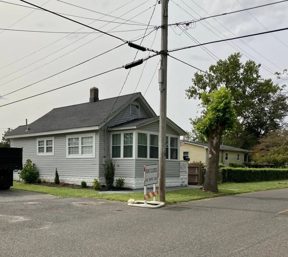 Slide of Top Notch Roofing Siding