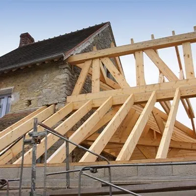 Top of The Edge Construction Logo