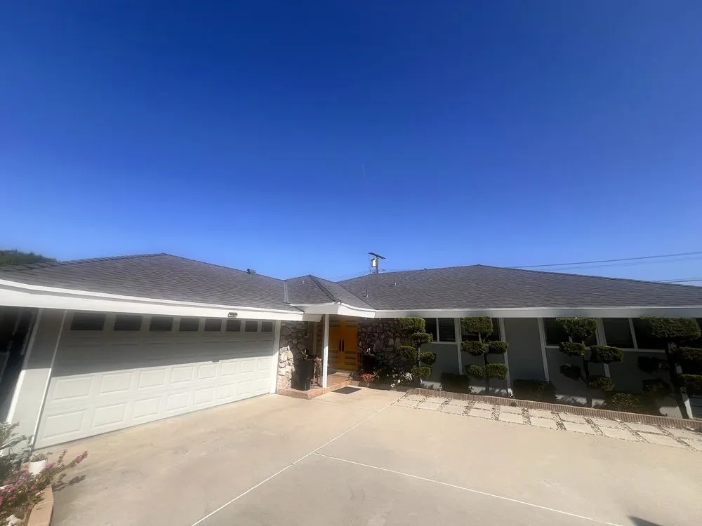 Local flat roof repair experts serving Canyon Country, CA - Top Pro Roofing