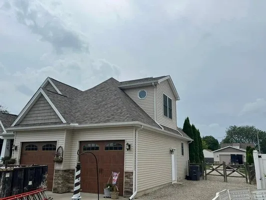 Top Quality Exterior Logo