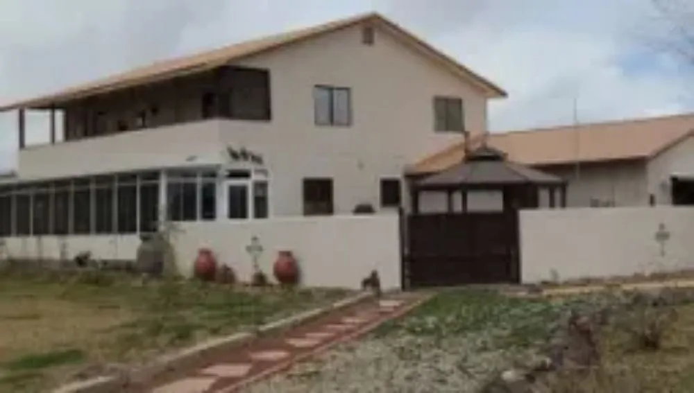 Slide of Top Quality Roofing