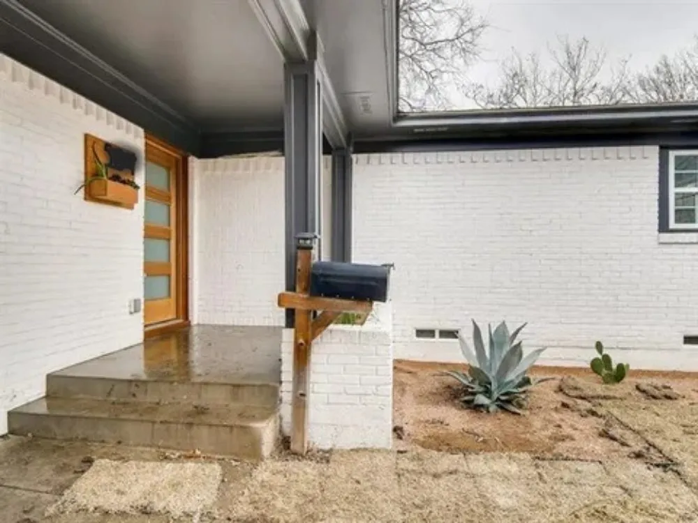 Slide of Top Roofing