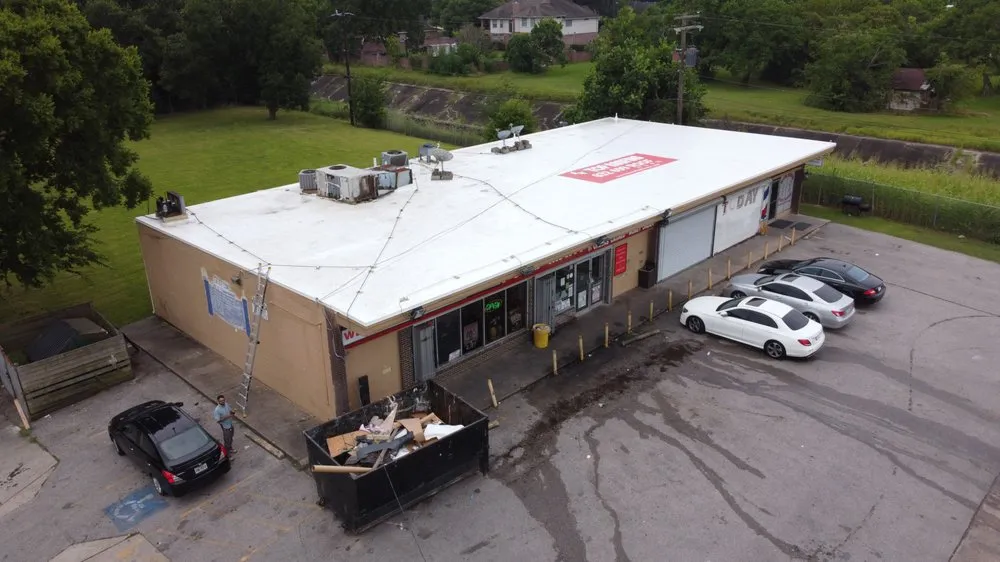 Slide of Top Roofing
