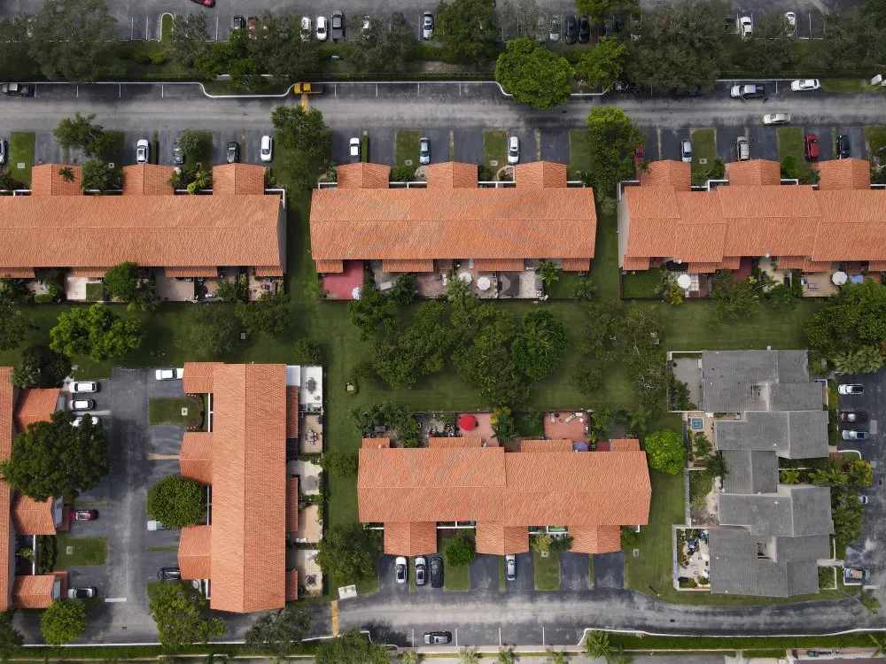 Slide of Top Seal Services Corp