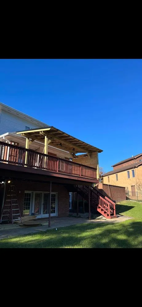 Slide of Top Shelf Construction