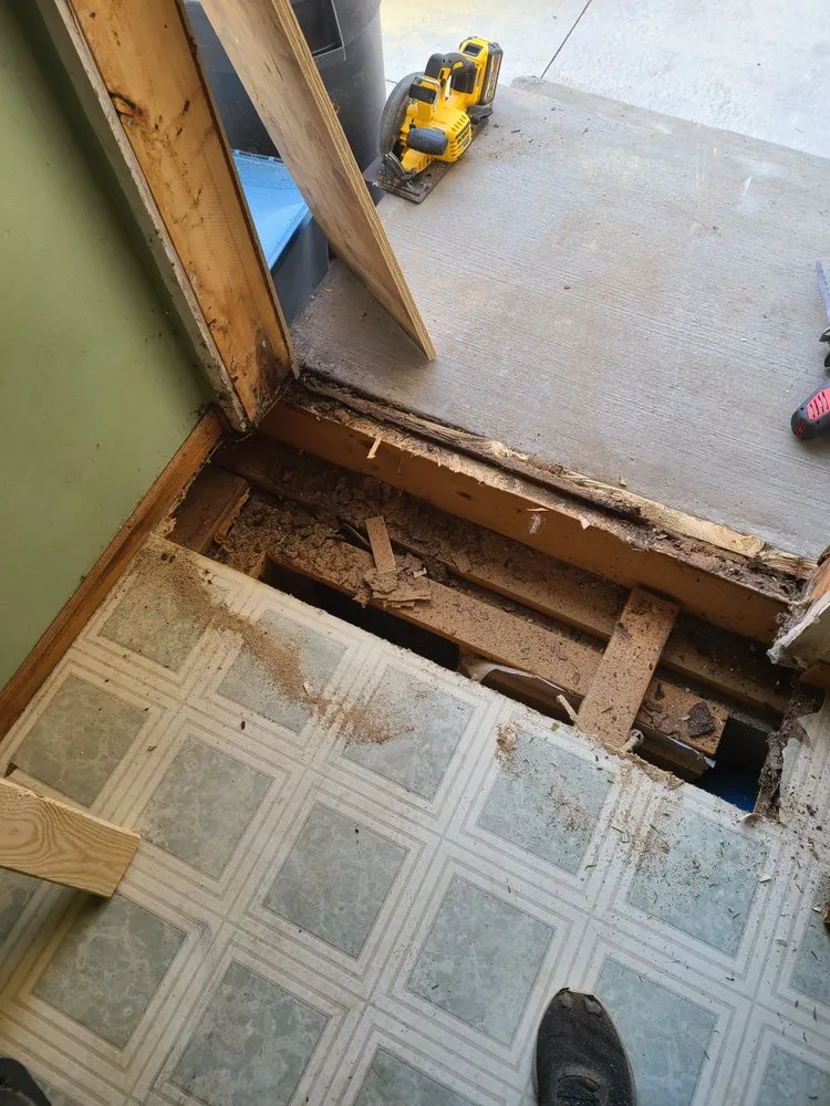 Slide of Top Shelf Construction