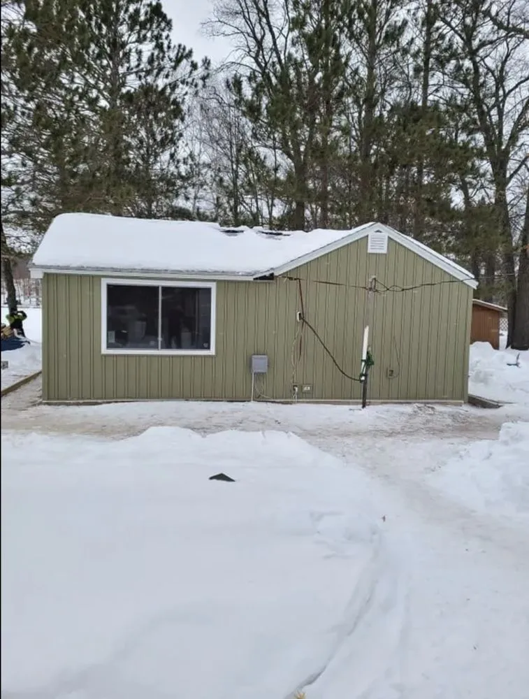 Slide of Top Shelf Construction