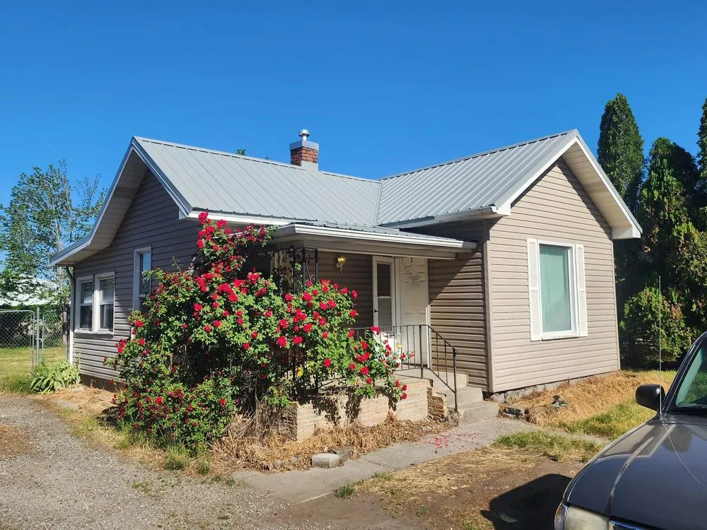 Slide of Top Tier Roofing