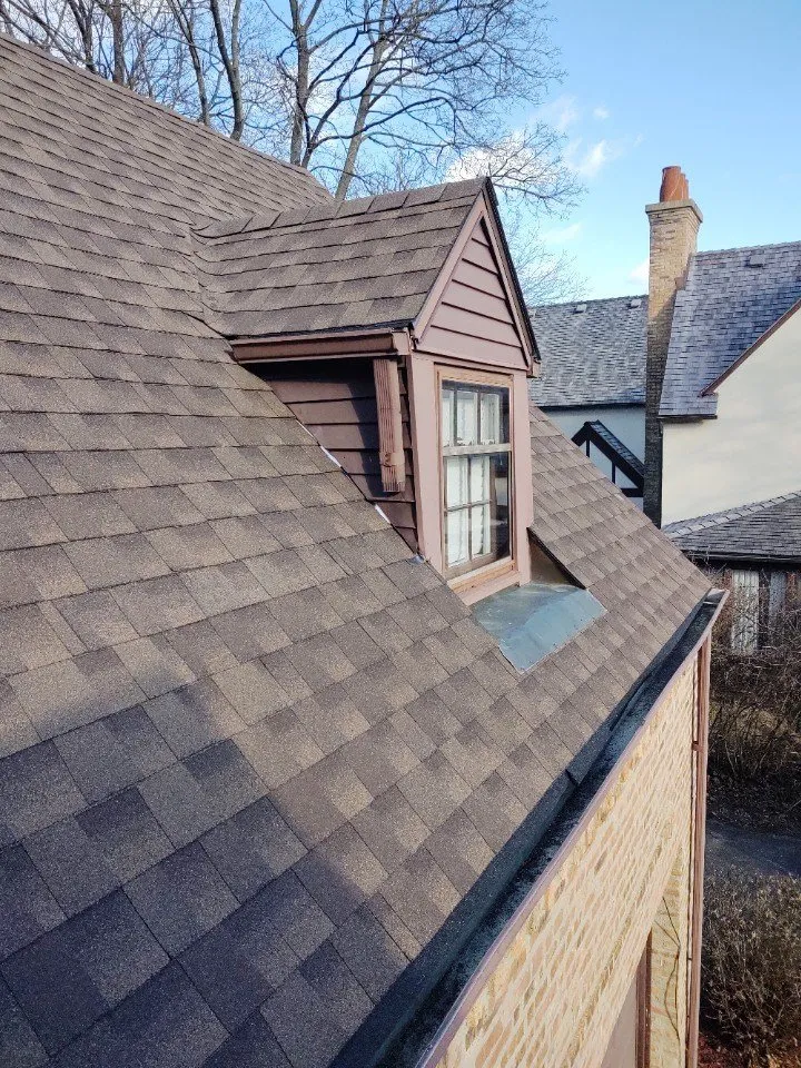 Slide of Top To Bottom Construction Incorporated