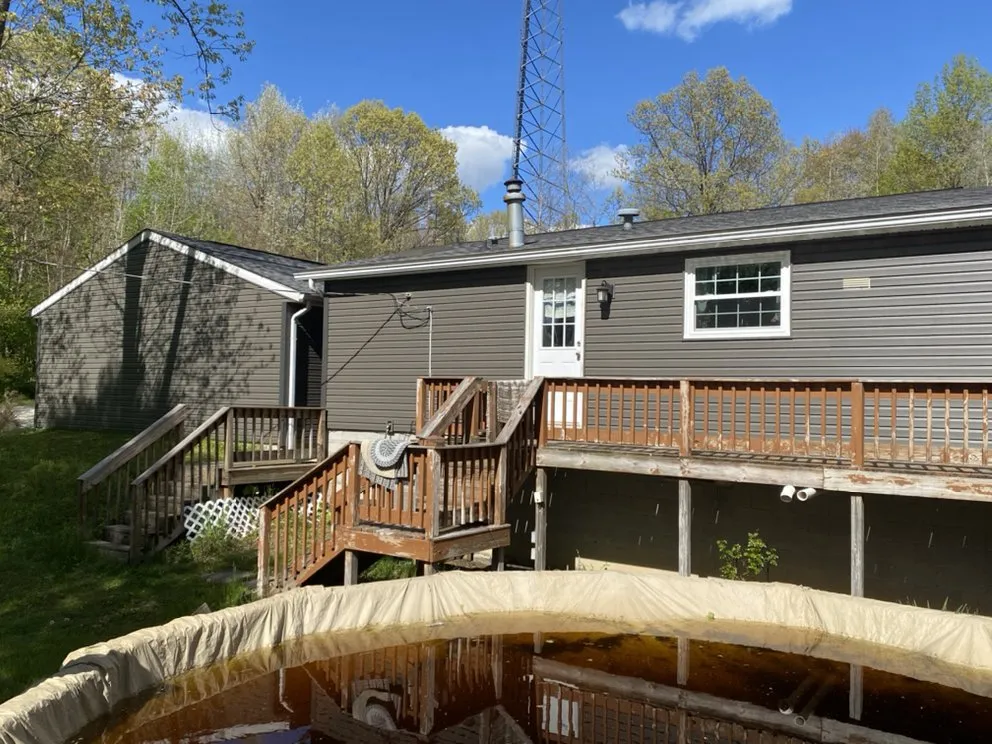 Slide of Top to Bottom Exteriors