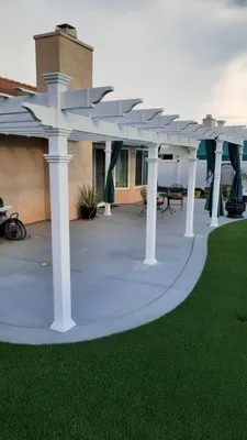 Top To Bottom Home Repair and Upgrades Logo