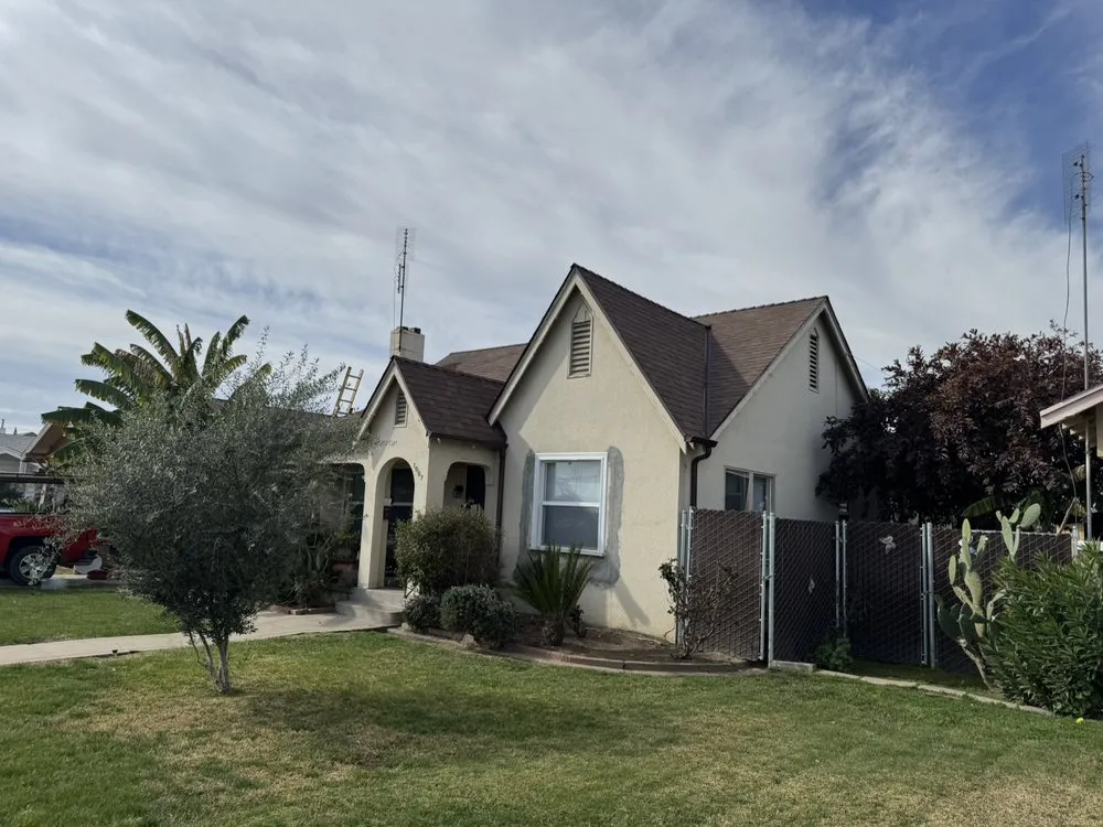 Slide of Top Valley Roofing