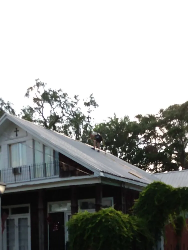 Slide of Top2Bottom Roofing and Siding