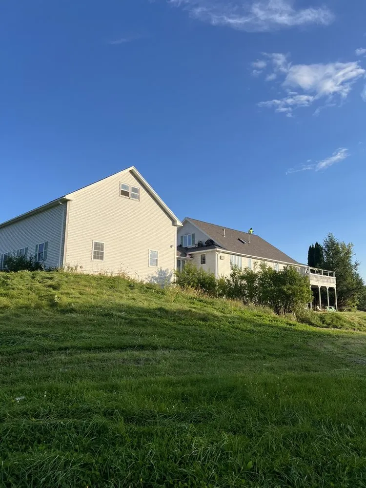 Slide of Topdog Roofing