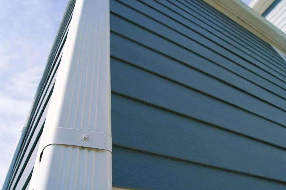 Slide of Topline Roofing