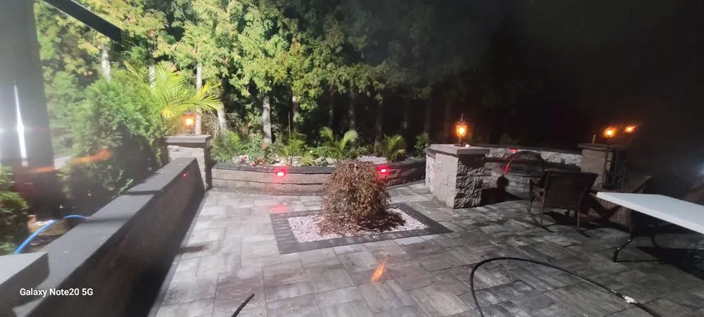 Slide of Toplines Siding And Roofing