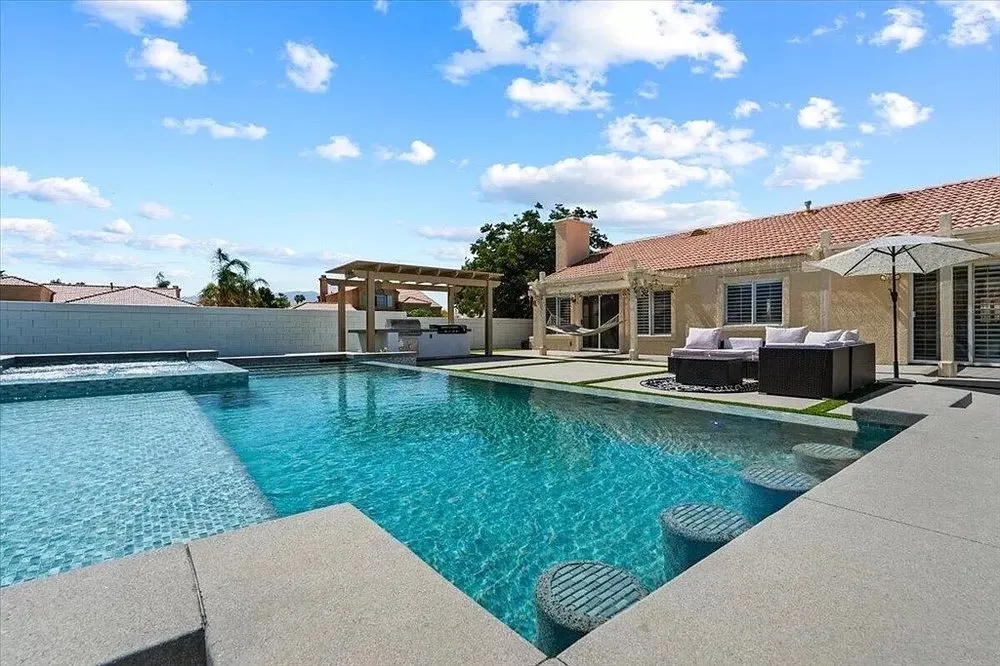 Reliable storm damage roof repair in Tarzana, CA - ToPro Builders