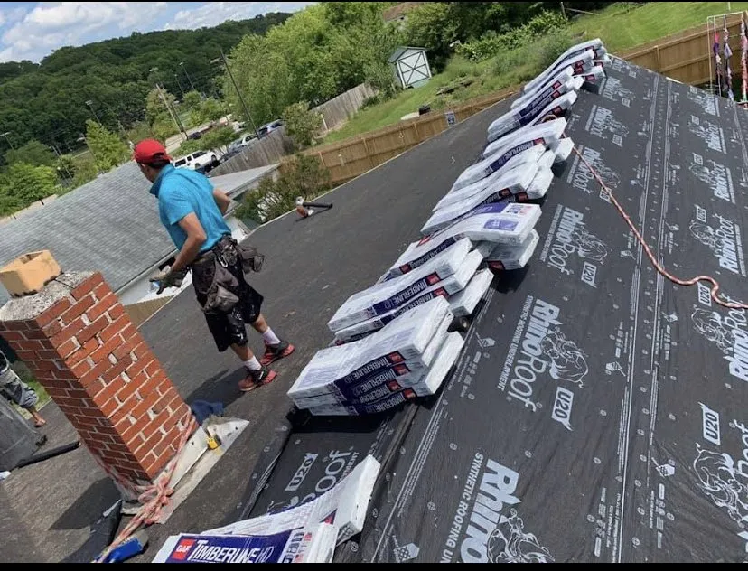 Licensed flat roof repair experts serving Dix Hills, NJ - Topstone paving and masonry