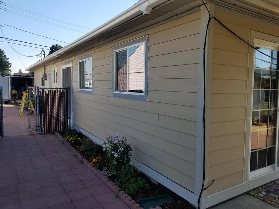 Slide of Torres Brothers Remodels