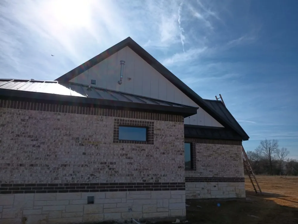 Slide of Torres Contractors