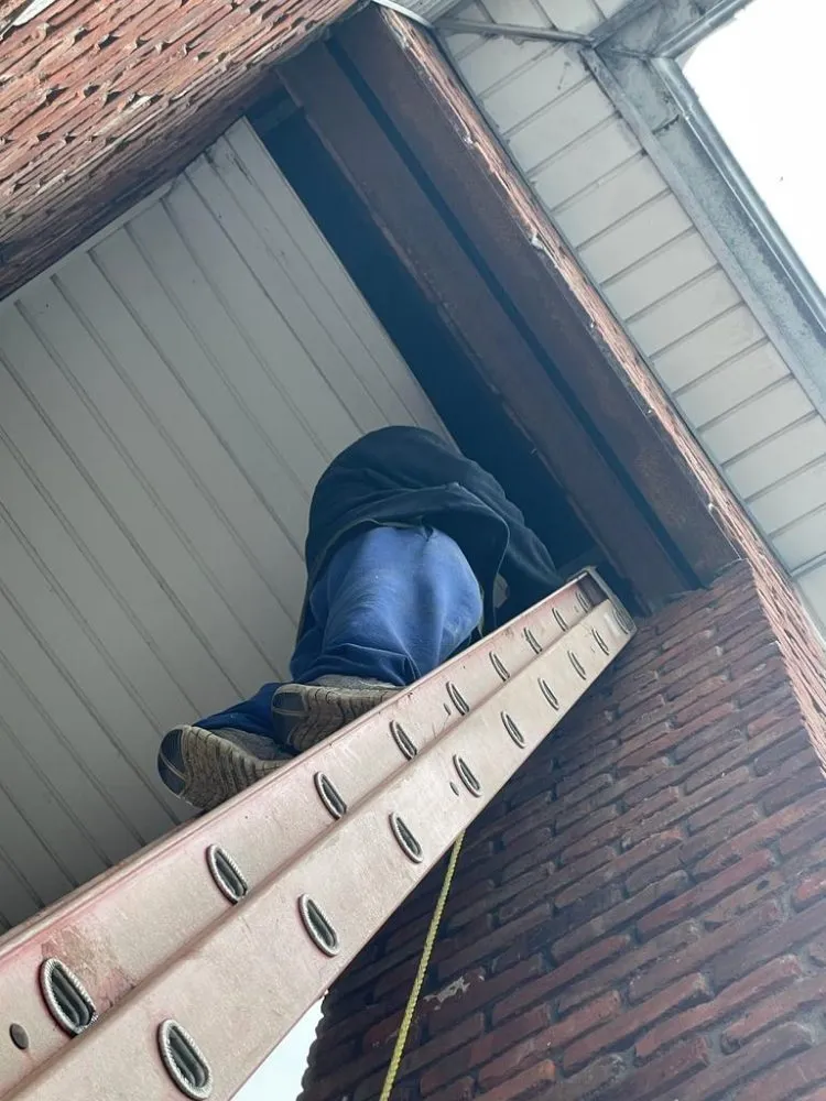 Slide of Torres Line Construction