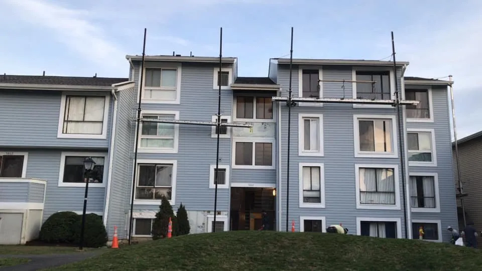 Slide of Torre's Roofing