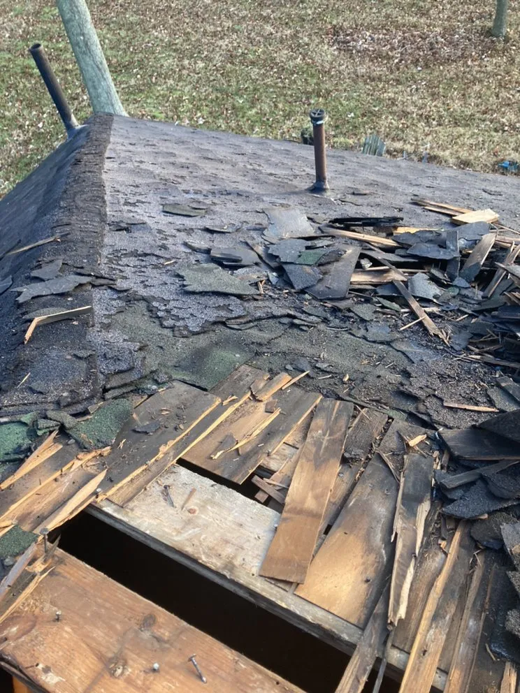 Slide of Torres Roofing