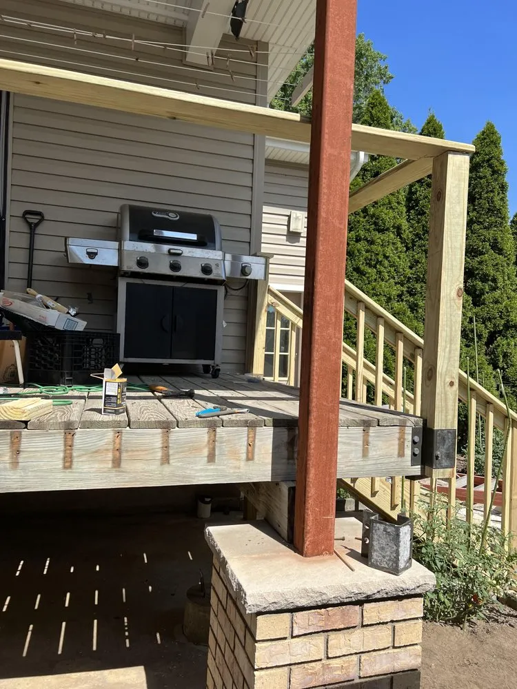 Slide of Toscanini Construcion LLC