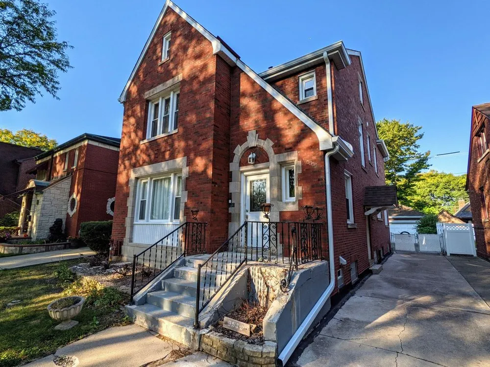 Slide of Total Roofing & Construction Services