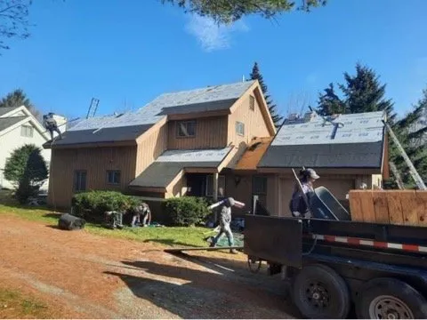 Top-rated roof repair in North Clarendon, VT by Total Roofing & Service