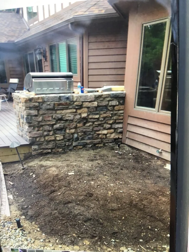 Slide of Toth Construction