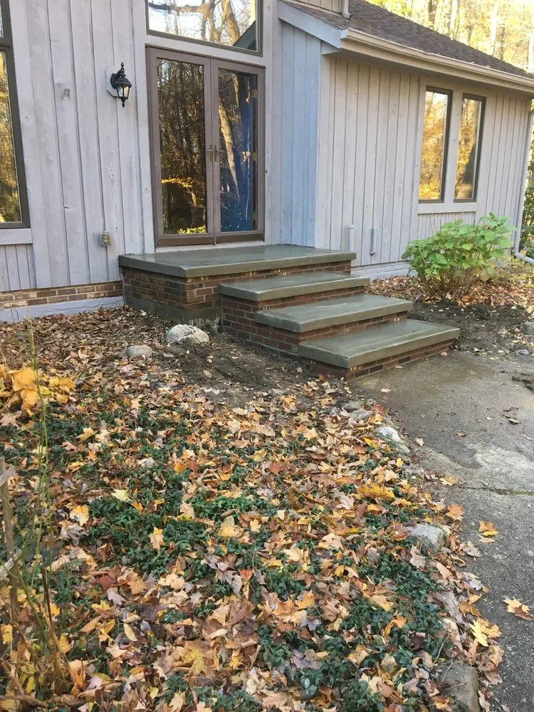 Slide of Toth Construction