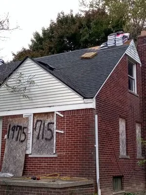 Touchdown Roofing Logo