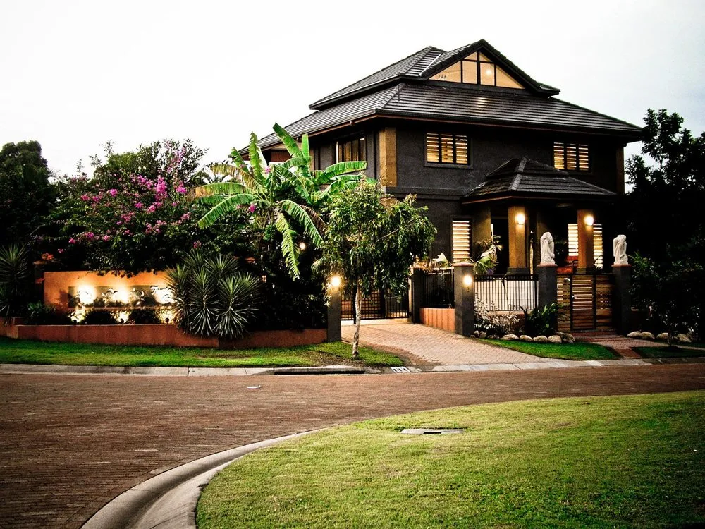 Slide of Town & Country Renovations