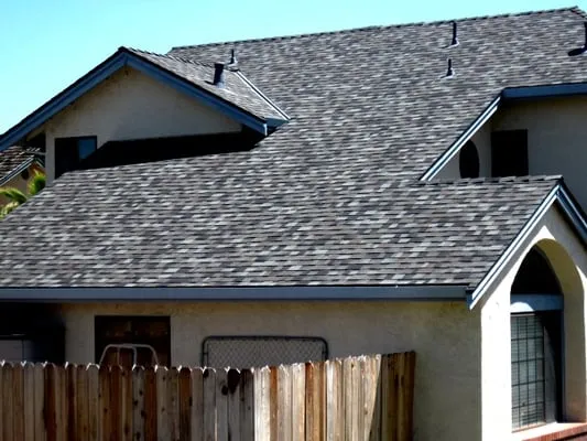 Town & Country Roofing Logo