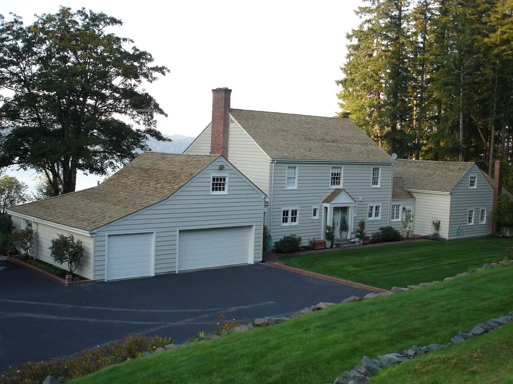 Slide of Town & Country Roofing