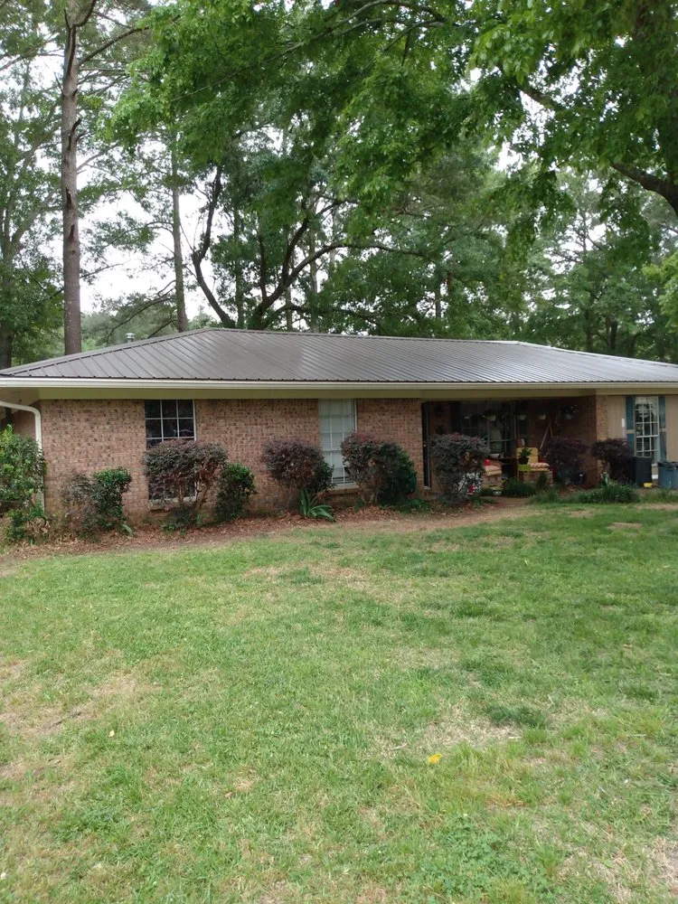 Emergency roof repair for homes in Lena, MS by Townsend Roofing