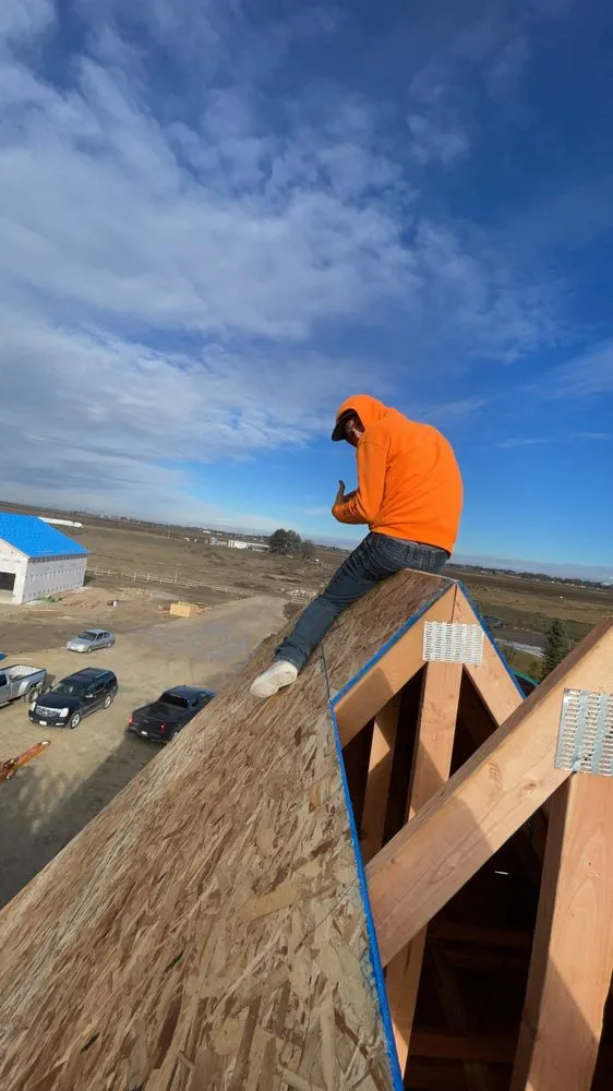 Slide of TR & Sons Construction