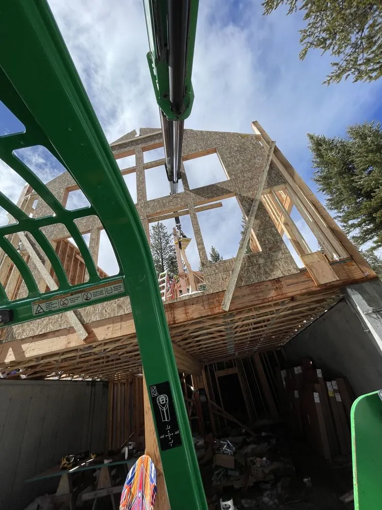 Slide of TR & Sons Construction