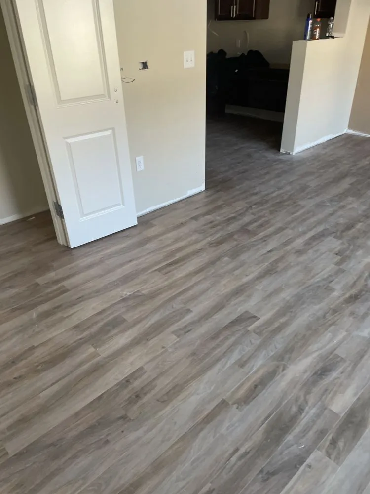 Slide of T&R Family Contracting