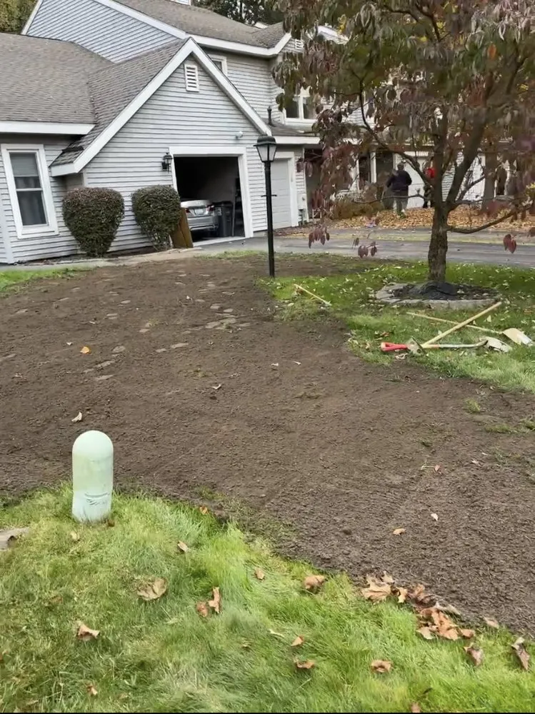 Slide of T&R Family Contracting