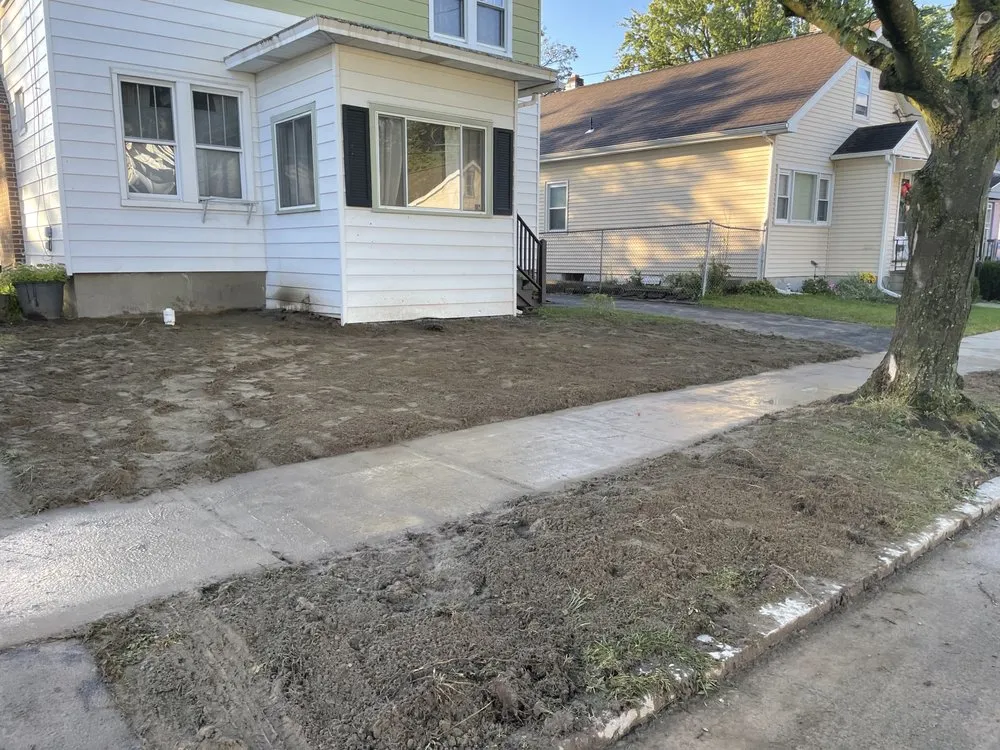 Slide of T&R Family Contracting