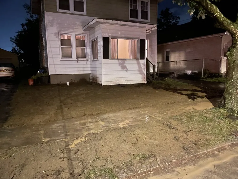 Slide of T&R Family Contracting