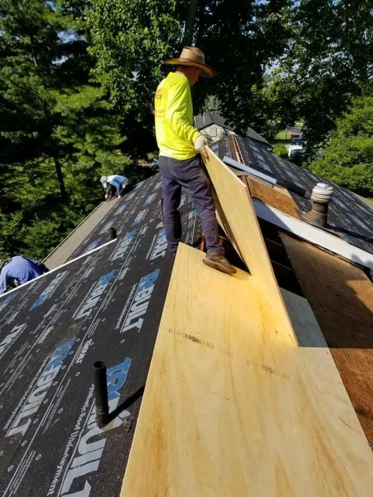 Slide of TR Renovation and Construction