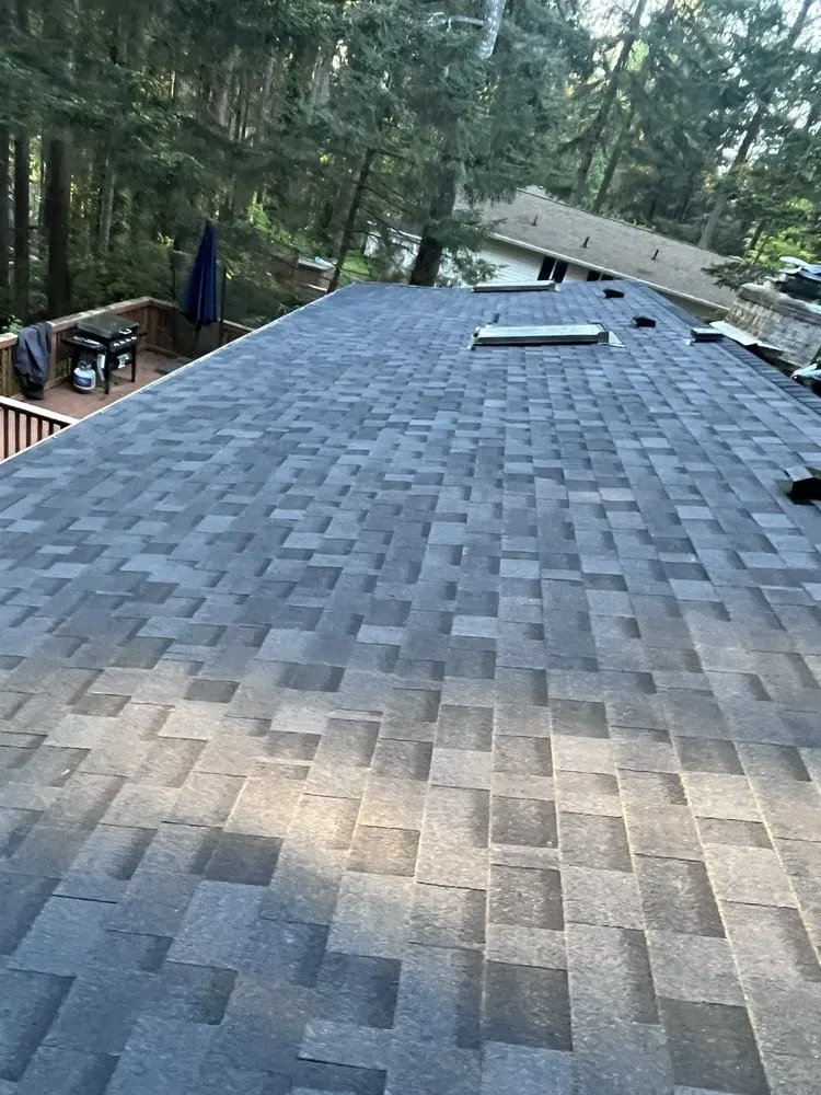 Slide of TR Roofing & General Construction