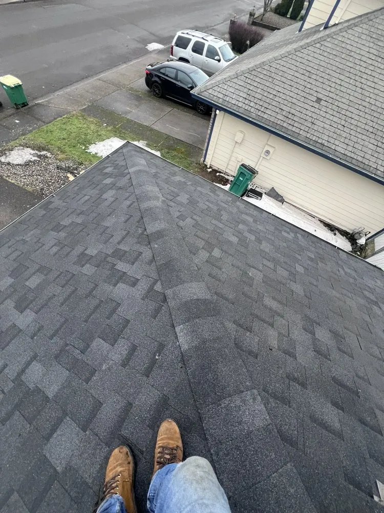 Slide of TR Roofing & General Construction